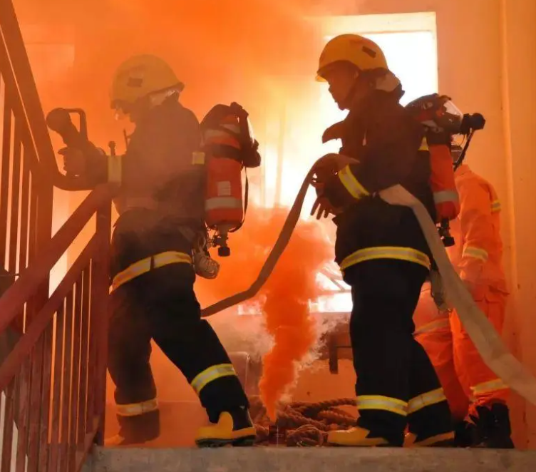 北京消防新兵开始集训